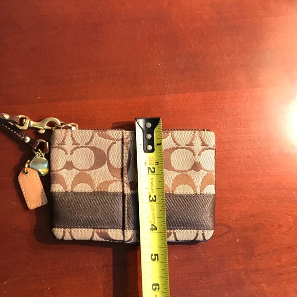🔸NWOT COACH Wristlet 🔸 - Picture 4 of 8